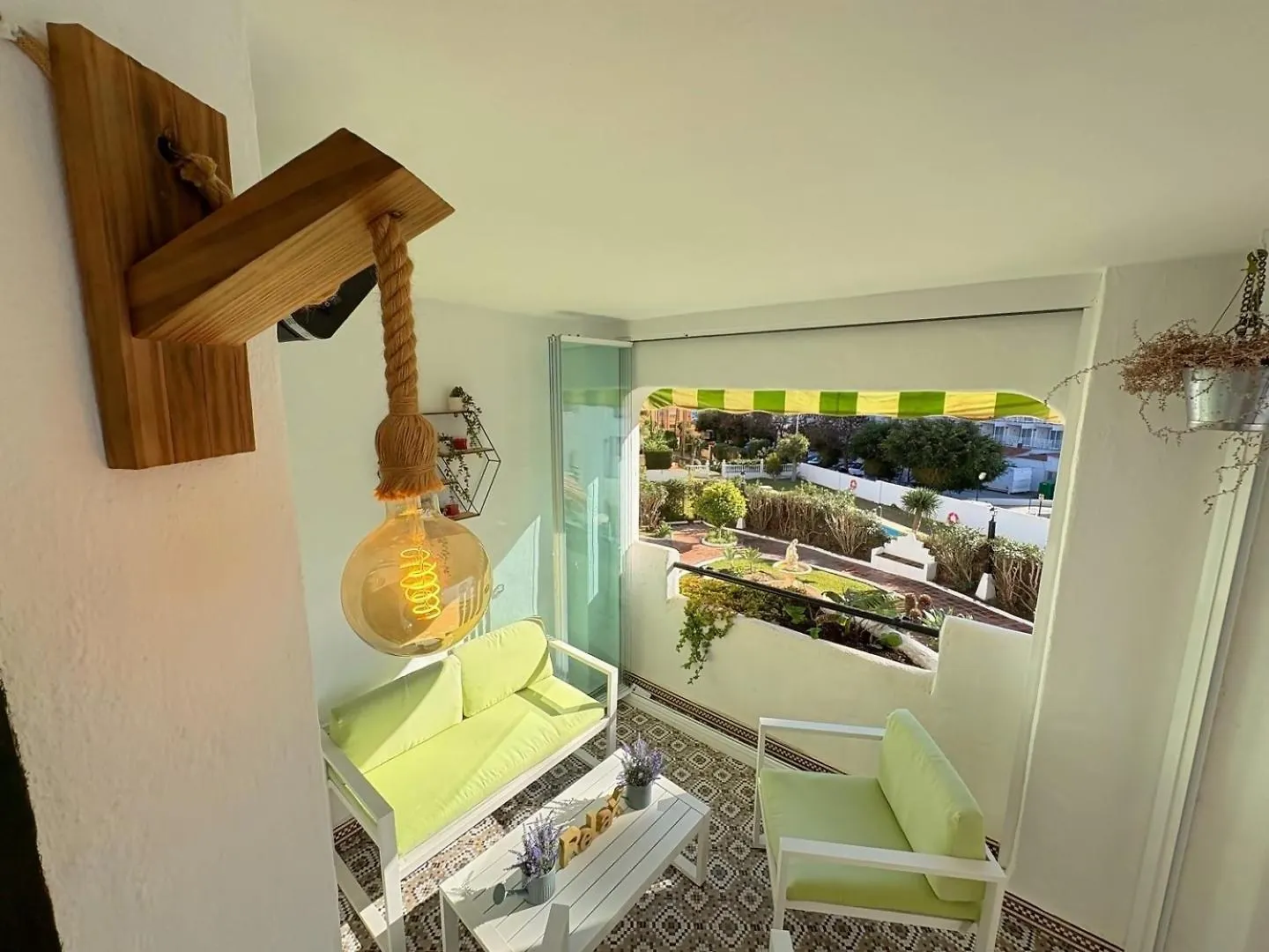 Apartment Laderas Beach Benalmadena Costa Spain